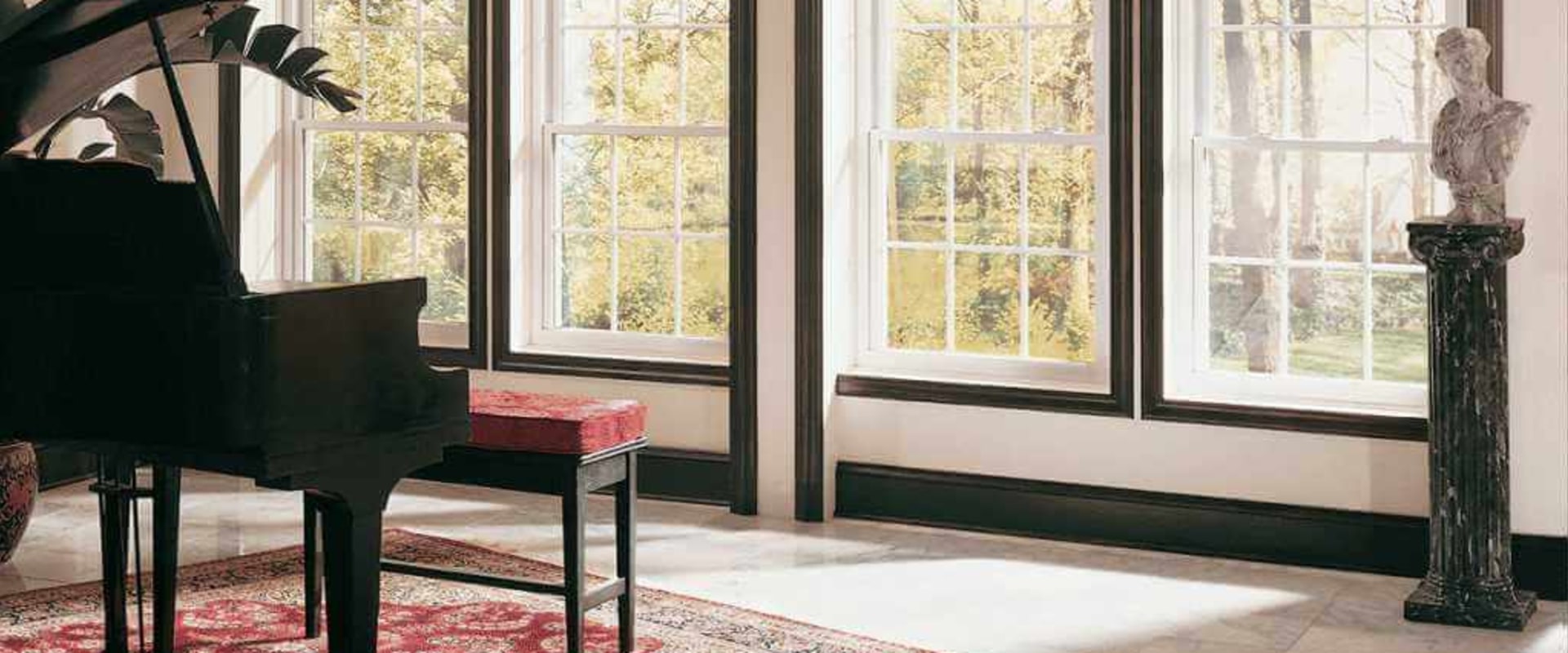 Exploring the Benefits of Fiberglass Windows for Your Home in San Diego